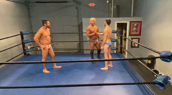 STEVE vs LOBO vs GABE STEEL (1)